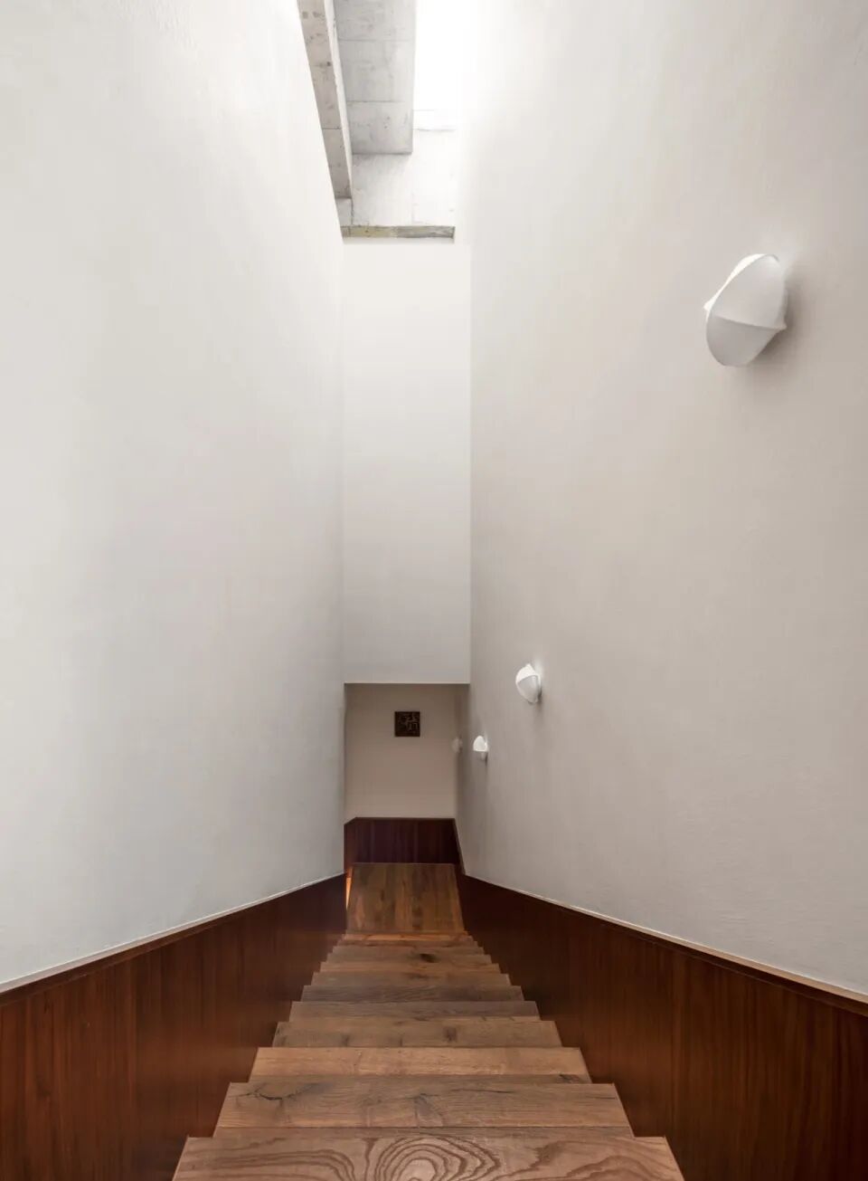 高端餐厅设计   围火聚势，非遗工艺：百米粒餐饮沉浸空间的运丨中国北京丨设计事务所-8