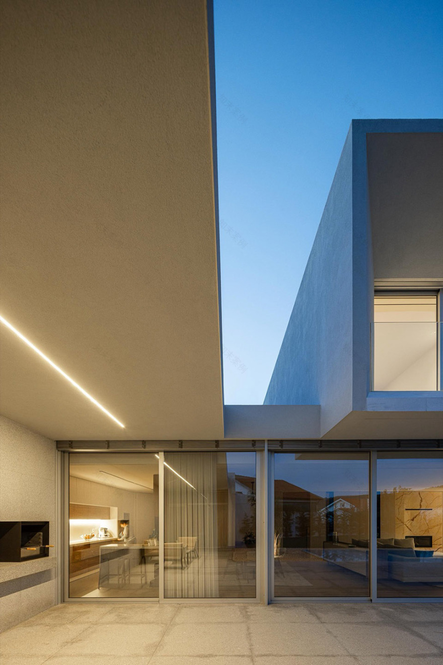 极简白色住宅,葡萄牙 / Arquitetura501-188