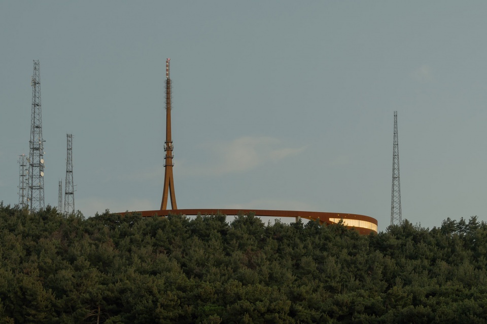 Çanakkale 信号塔 · 森林中的全景观景台丨土耳其恰纳卡莱-3