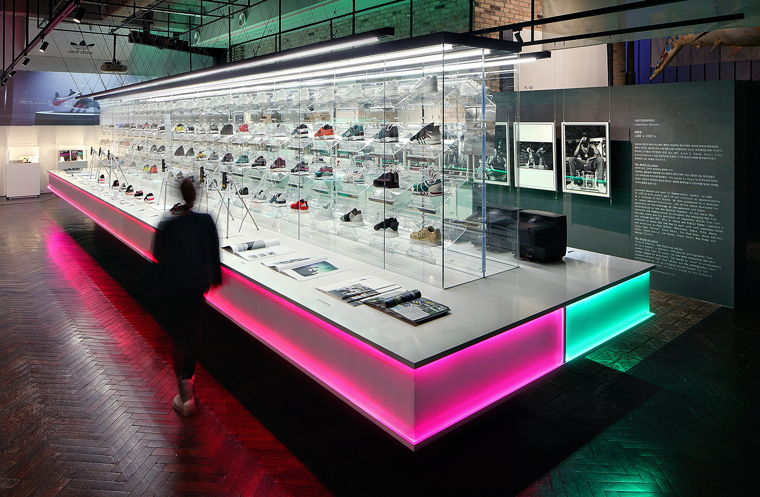 阿迪达斯 EQT 运动鞋展“媒体室”-14