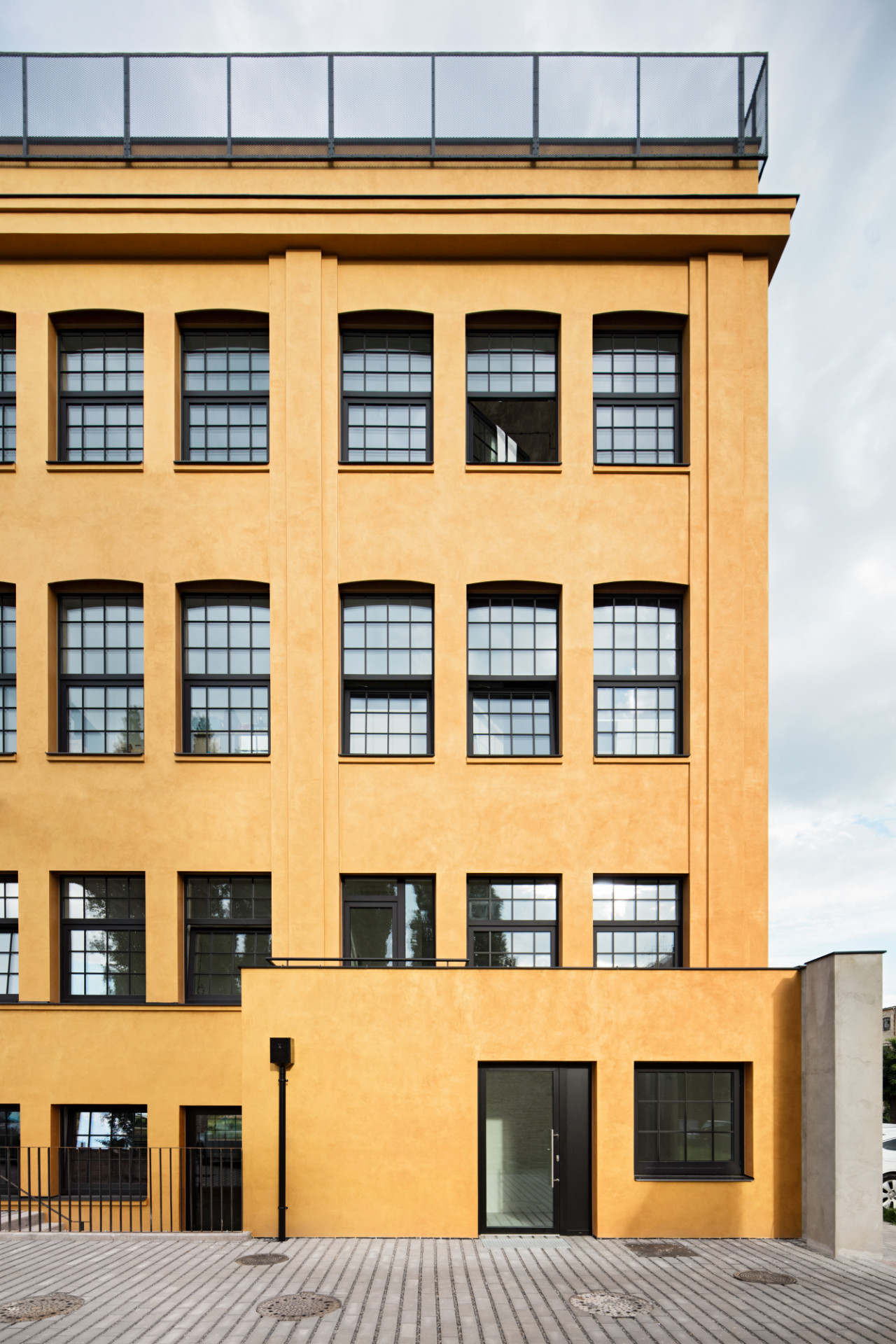 Ateliér KOGAA将布尔诺旧工业仓库改造成阁楼公寓丨捷克-39