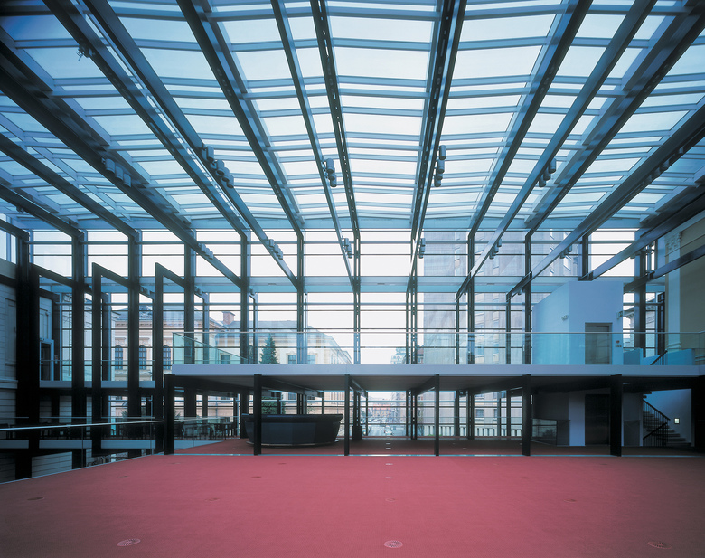 卢布尔雅那国家美术馆中央部分丨斯洛文尼亚丨Sadar+Vuga-8