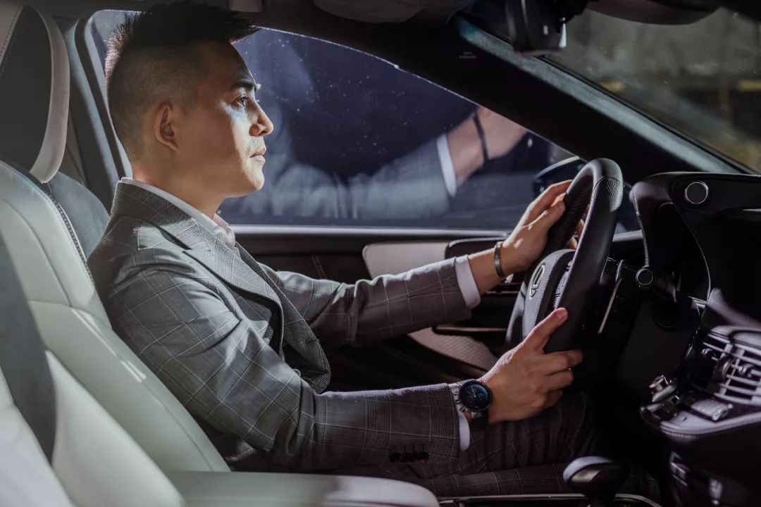 方磊会客室 | 方磊 x 路虎揽胜星脉 极简是共通的话题-54