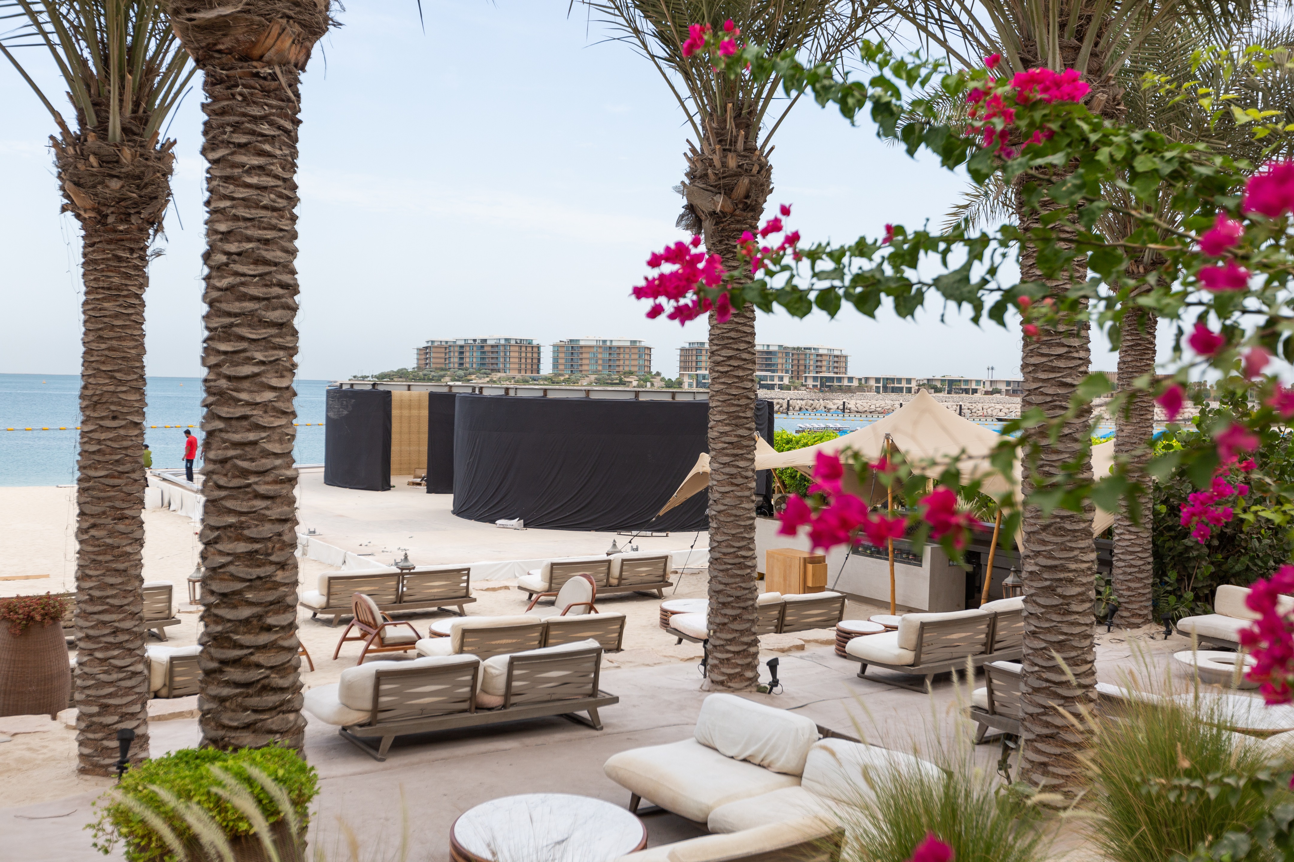 迪拜 Dior 快闪店丨阿联酋迪拜丨WASP-33