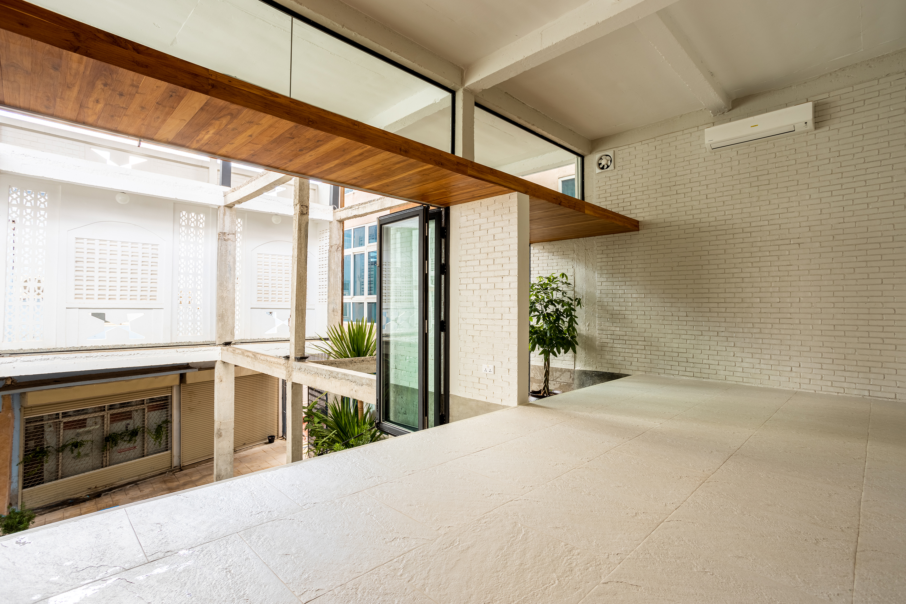 “S·O·S“雕塑空间 · SAOLA 建筑师的家庭住宅改造丨SAOLA ARCHITECTS-37