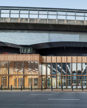 钟安广场丨韩国首尔丨Simplex Architecture