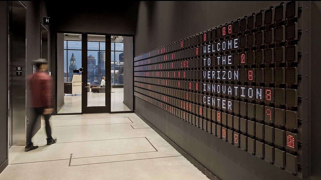 Verizon 创新体验中心-1