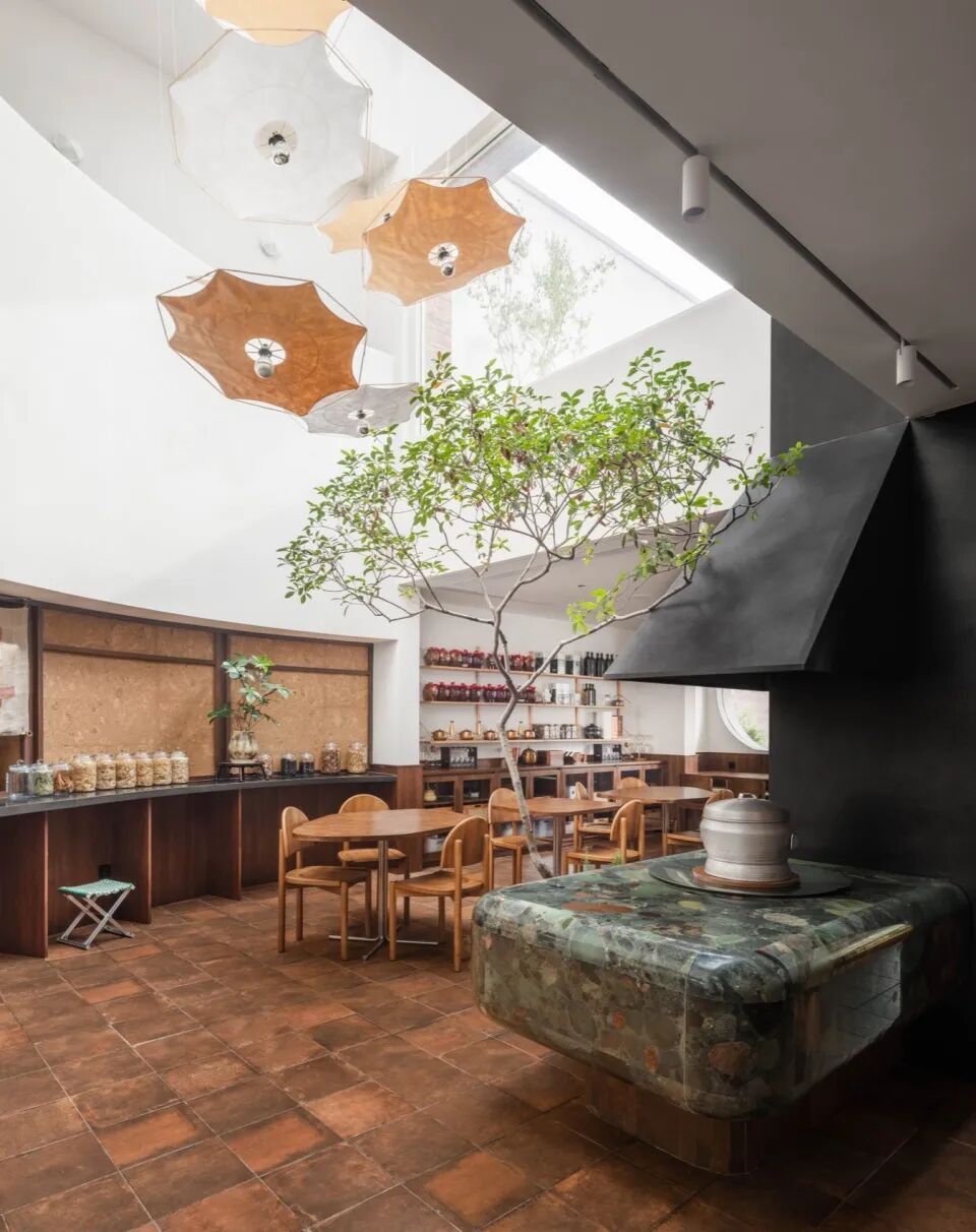高端餐厅设计   围火聚势，非遗工艺：百米粒餐饮沉浸空间的运丨中国北京丨设计事务所-6