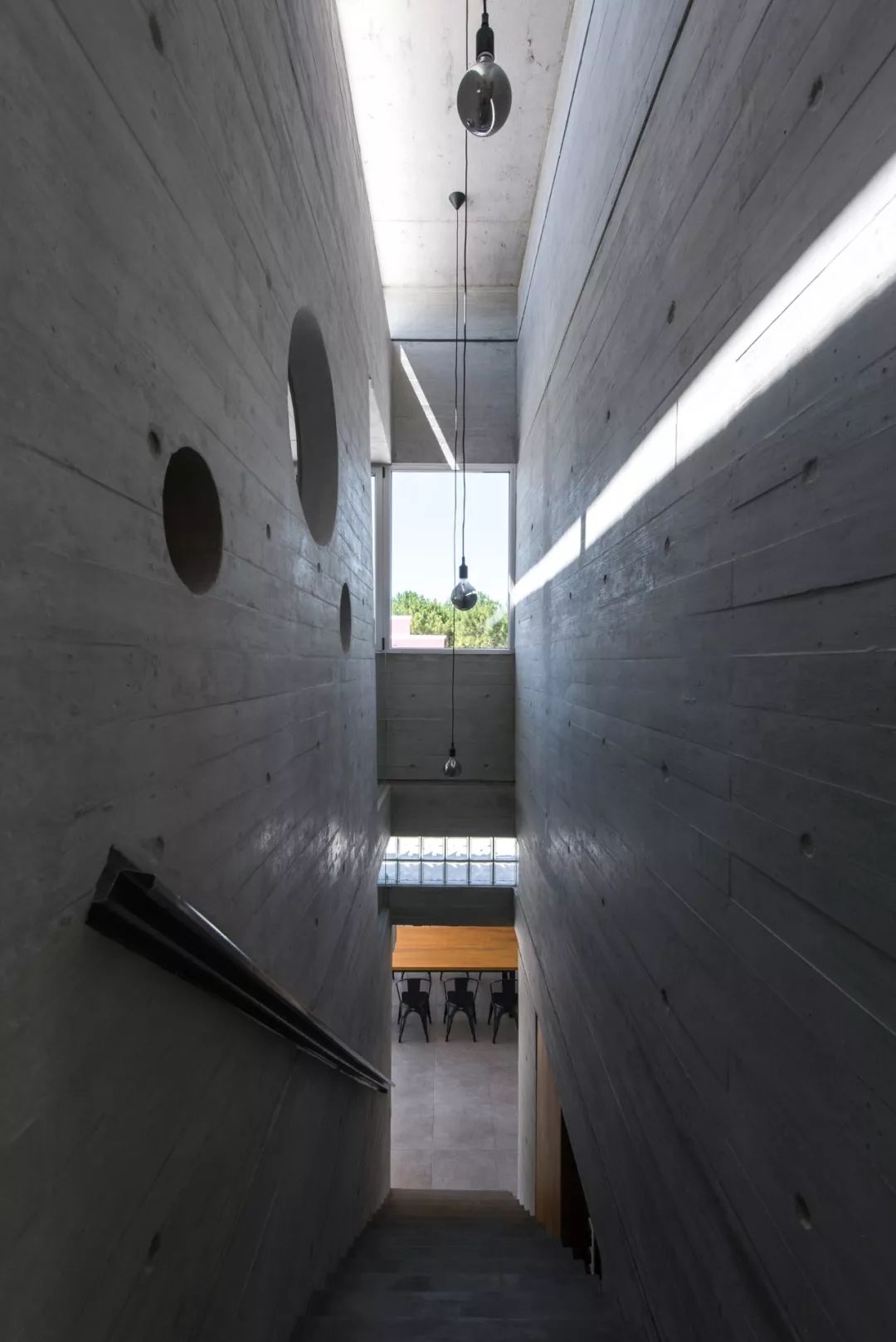 Galera 建筑工作室 | 光、空间与形式的平衡探索-35