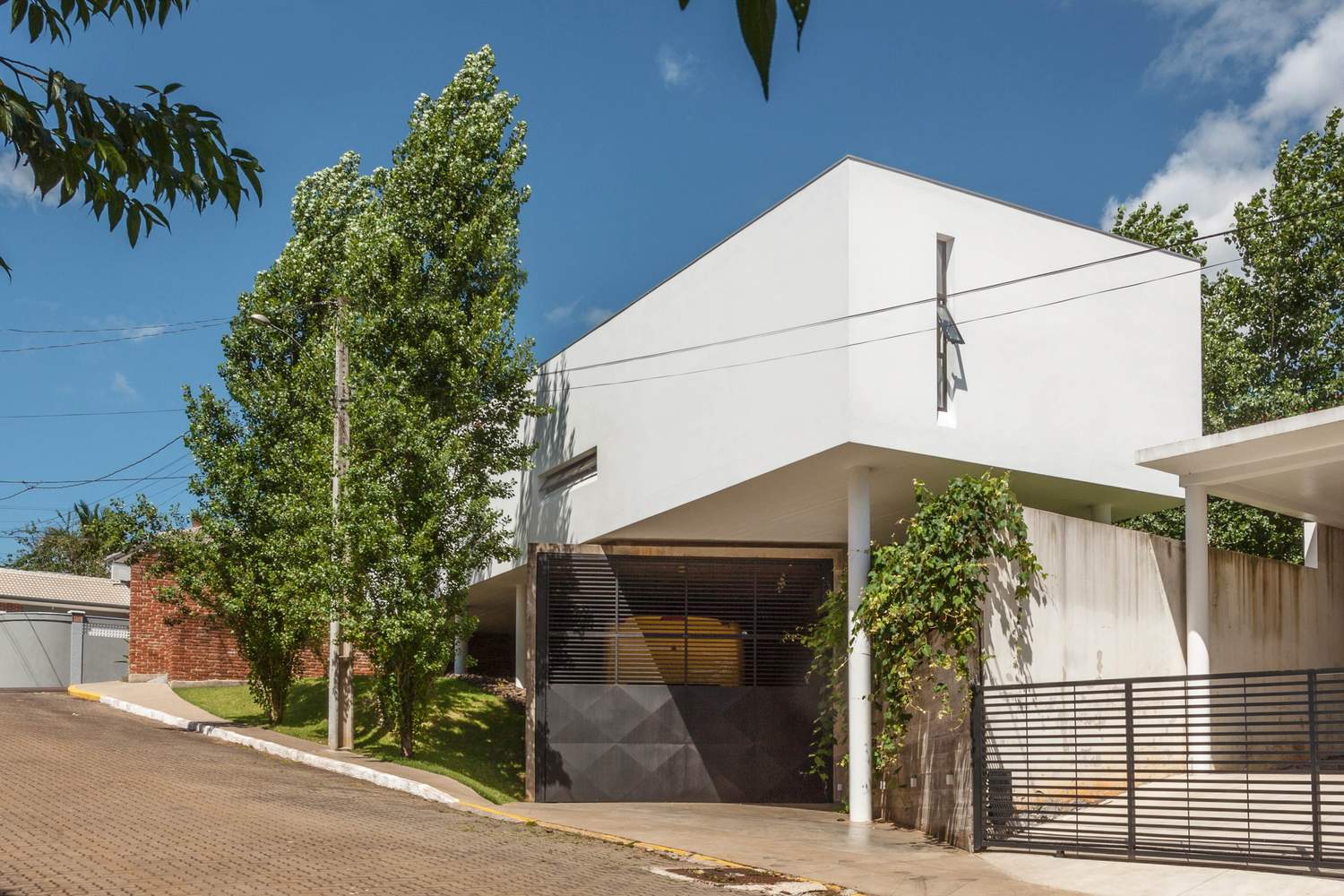 巴西里约热内卢联排别墅与房车空间完美融合-51