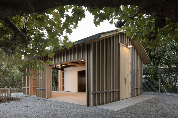 尚比西站广场小屋改造丨瑞士-4