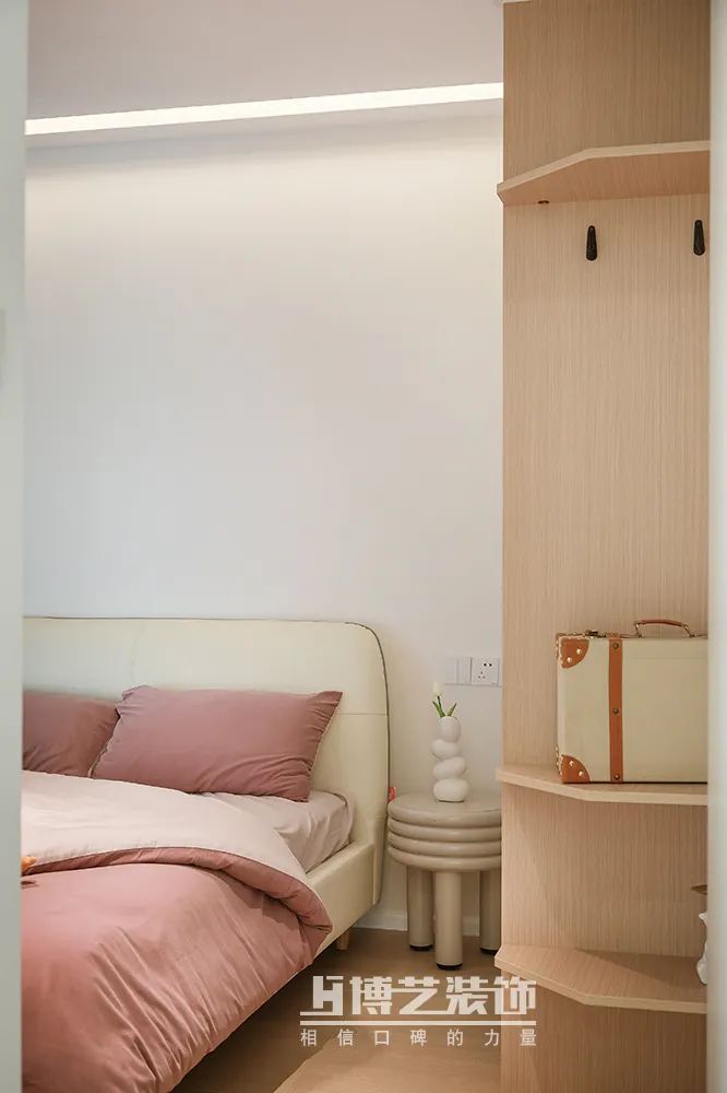 奶油风河畔名邸,春日浪漫居家空间丨博艺装饰-37