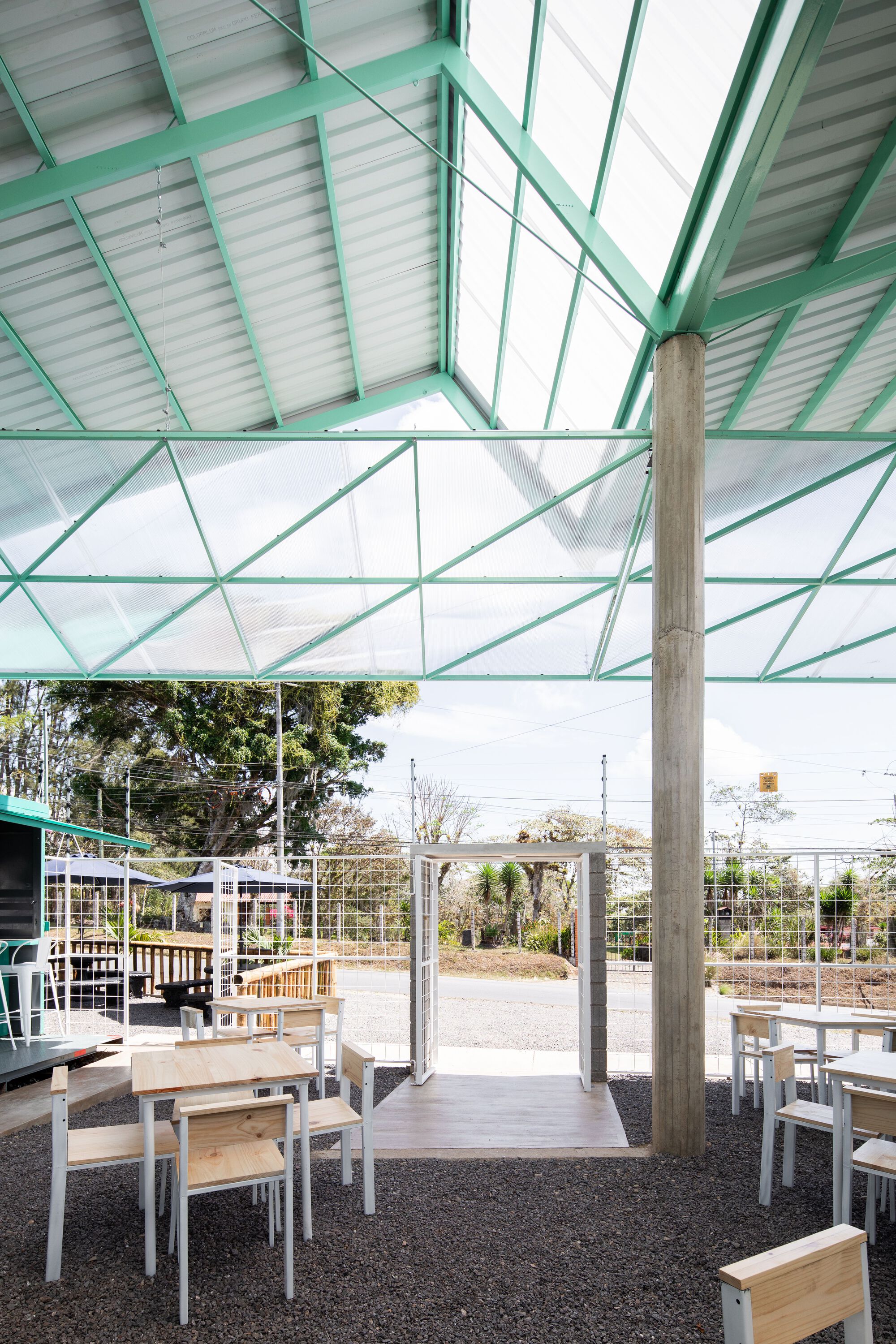 美食广场 224 号路线丨哥斯达黎加丨Quince Cero Uno Arquitectura-26