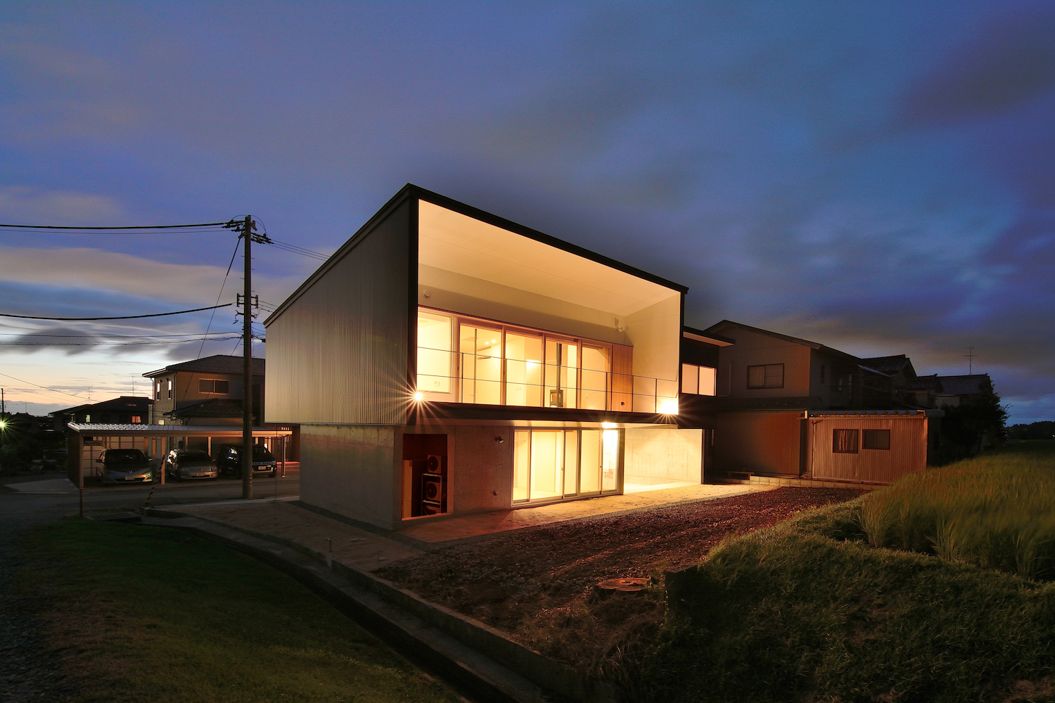 日本富山简约混凝土住宅-11