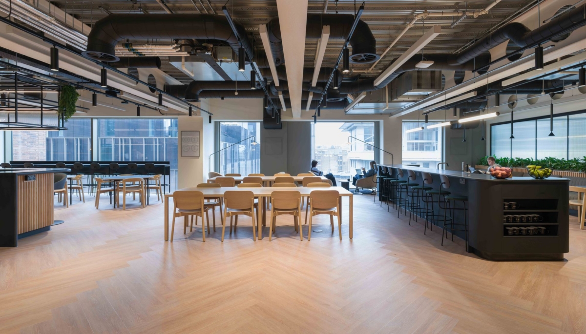 Havas Lynx Offices by Bluesky Design Interiors-20