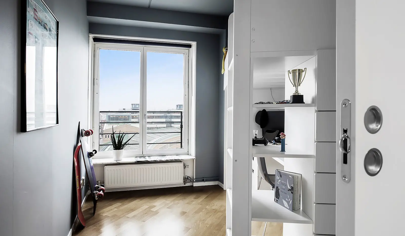 时尚 Icon Virgil Abloh 设计公寓，简约中见精彩-9