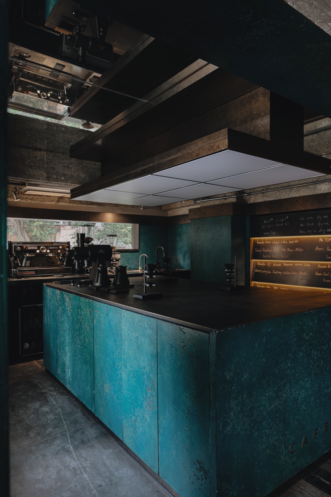 yotree cafe(东山口店)丨中国广州丨hhhhsstudio-36