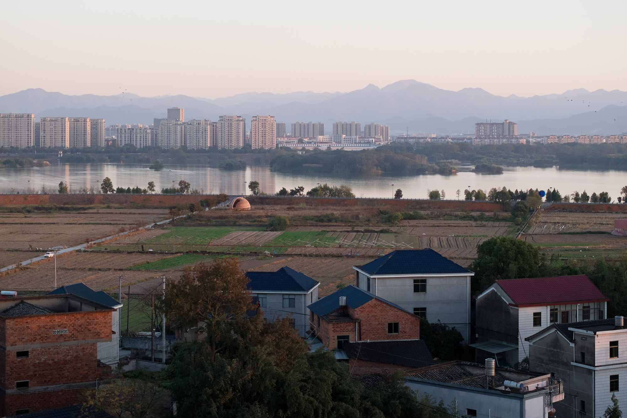 红砖概念图书馆丨中国浙江丨合尘建筑-18