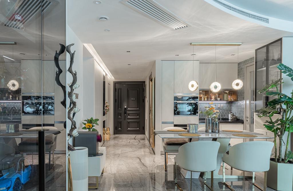 亲密又独立的四世同堂之家-0