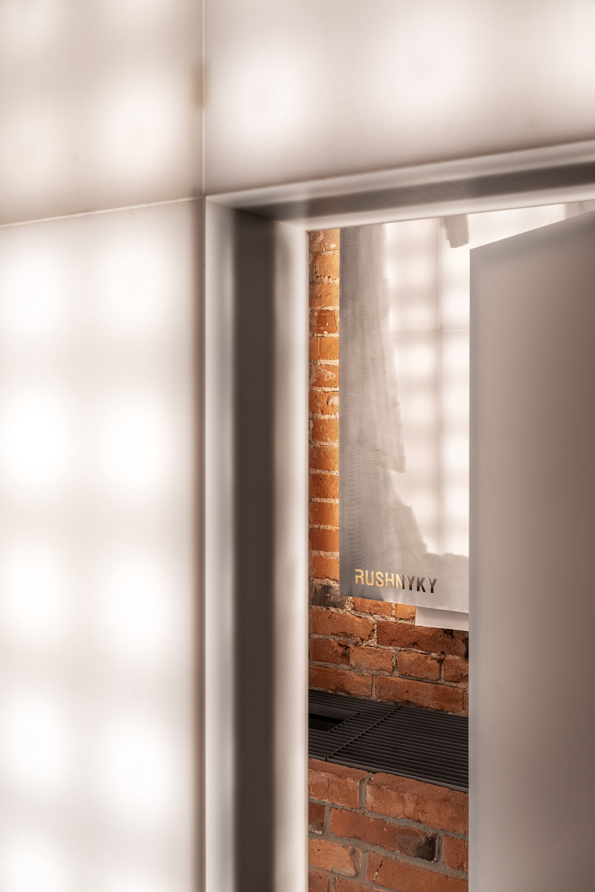 HOOKS 肉吧丨乌克兰哈尔科夫丨balbek bureau-69