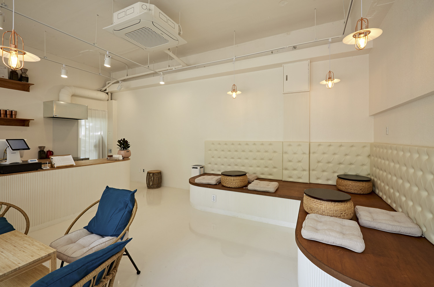 简约风 10 坪咖啡厅，打造温馨舒适空间-7