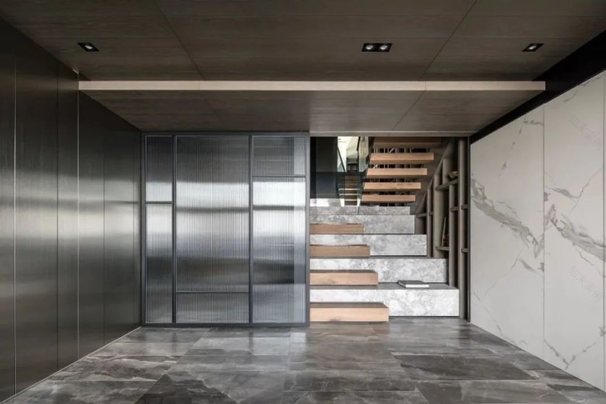 外冷内热的 285㎡共同居所-18