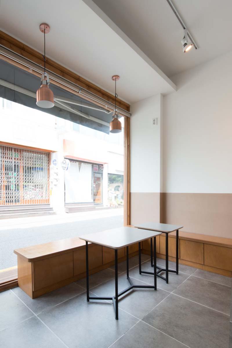 女性化简约风 9 坪甜品店设计-9