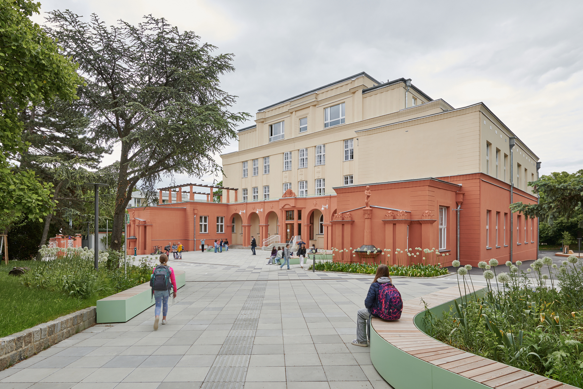 Gersthof Model School Renovation and Conversion / Franz&Sue-16