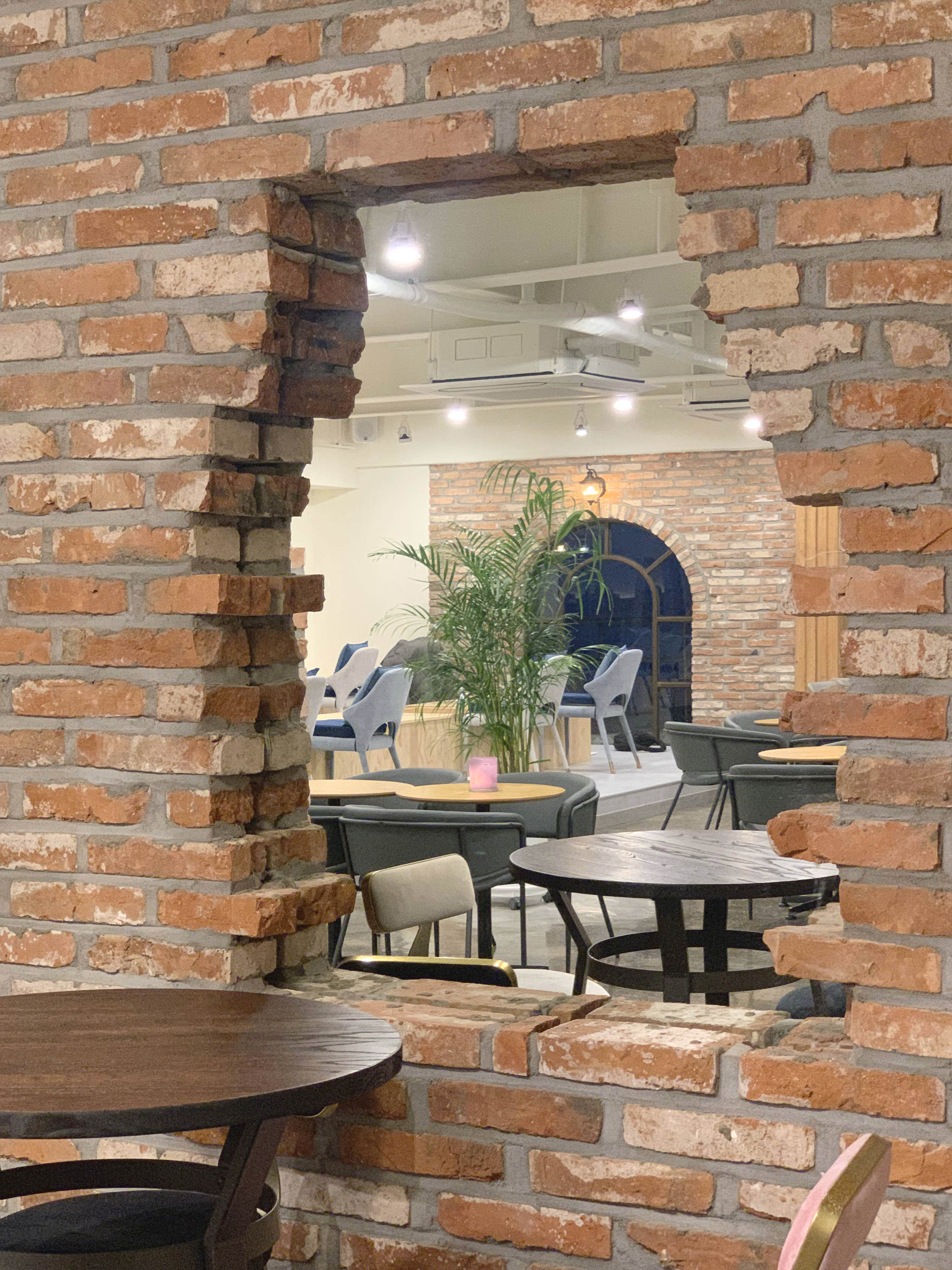 现代极简主义 | 韩国 84 平小户型咖啡厅设计-14