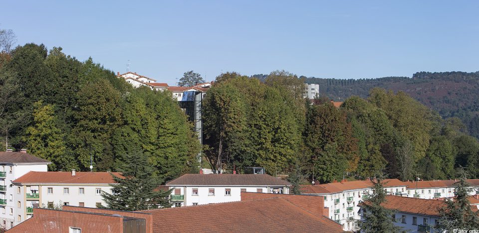 西班牙 Alaberga 区高架步行桥设计-10