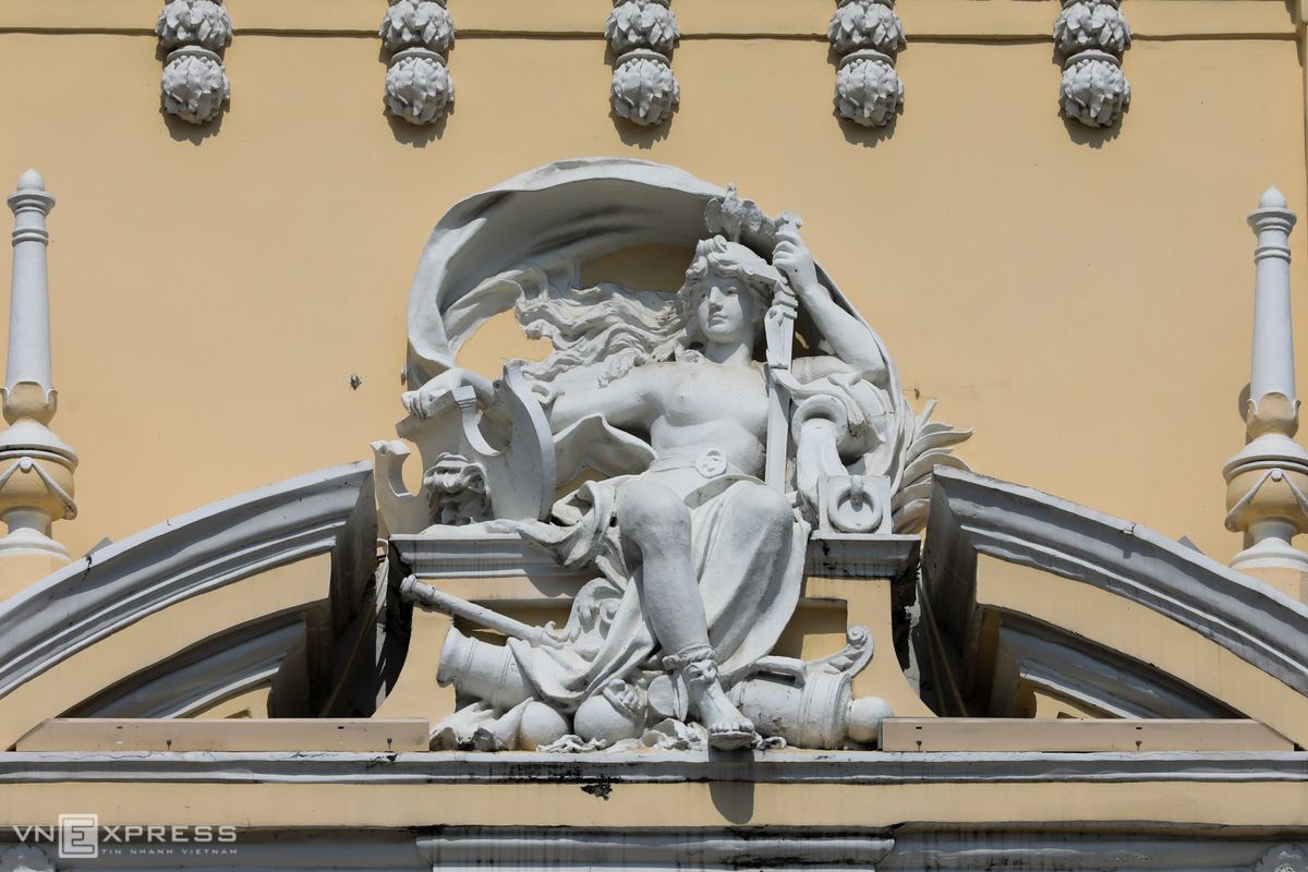 融合法式建筑特色的胡志明市地标建筑-5