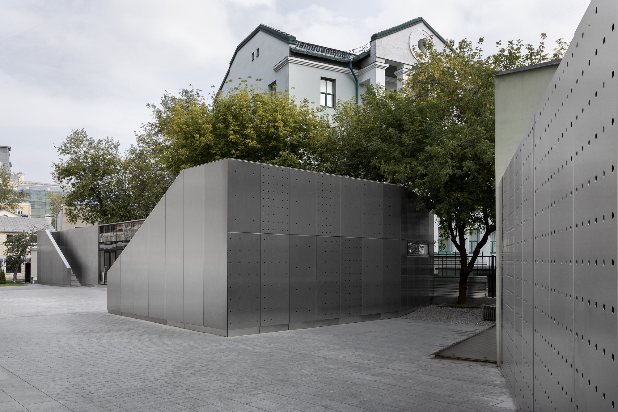 不锈钢展馆丨俄罗斯莫斯科丨Azamat Nyrov,Stas Kozeen-17