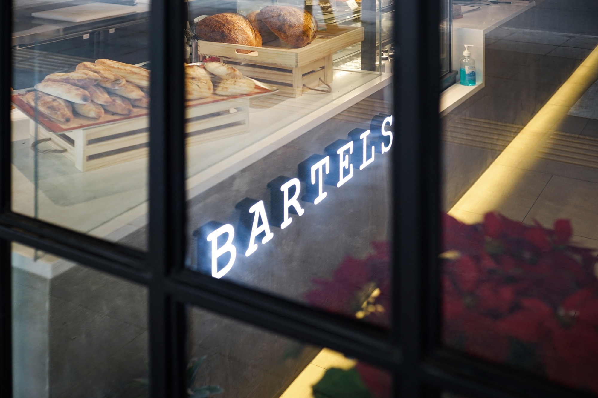 曼谷绿色健康的“BARTELS”烘焙果汁店丨泰国曼谷丨Whitespace Ltd.-6