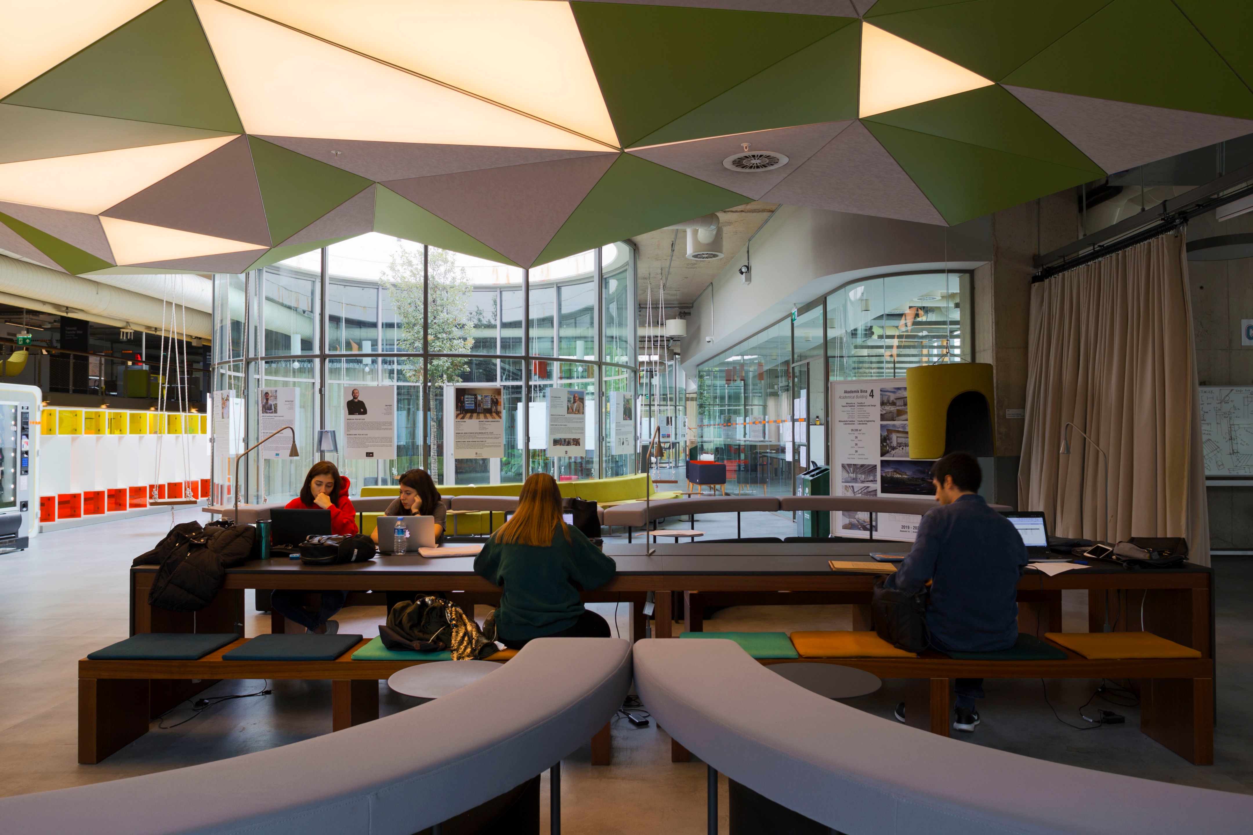 地下校园创新空间 | OZU X 建筑设计解读-15