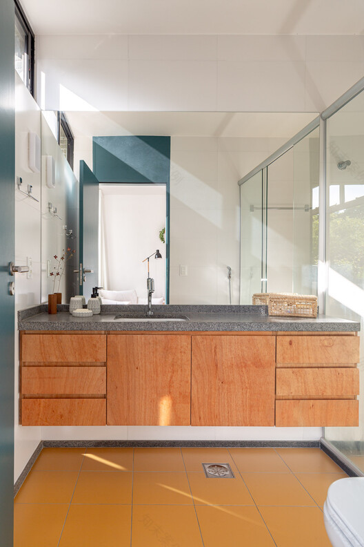 巴西现代主义公寓的翻新与传承丨CoDA arquitetos-28