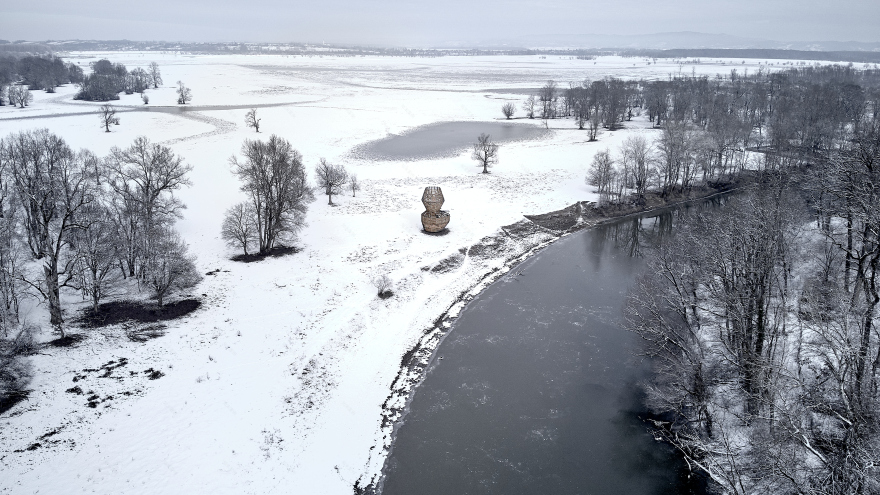 梦幻观测站 · 欧洲最大湿地探索丨roth&čerina architects-29