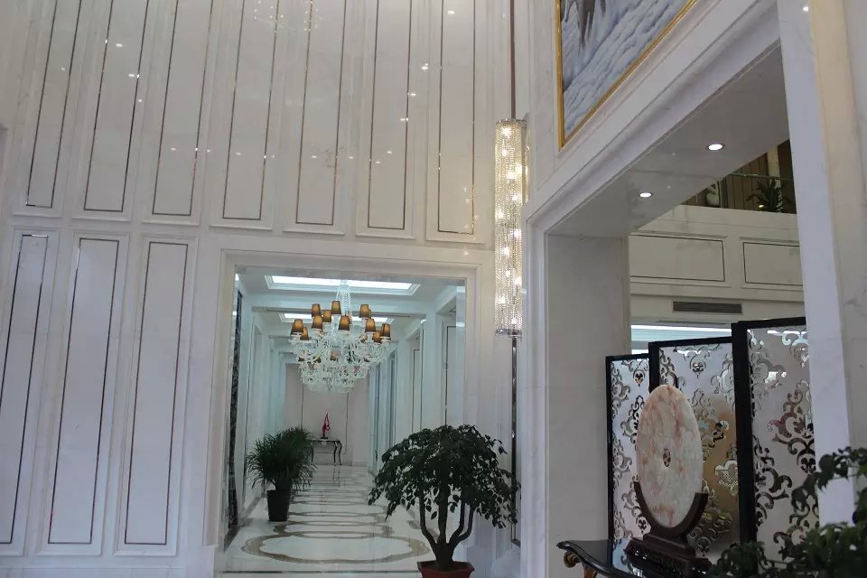 房地产售楼部案例-16