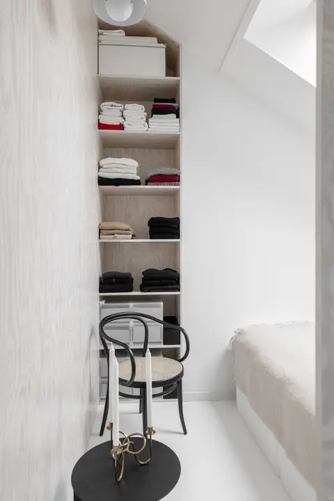 55 平米迷你阁楼图书馆设计-17