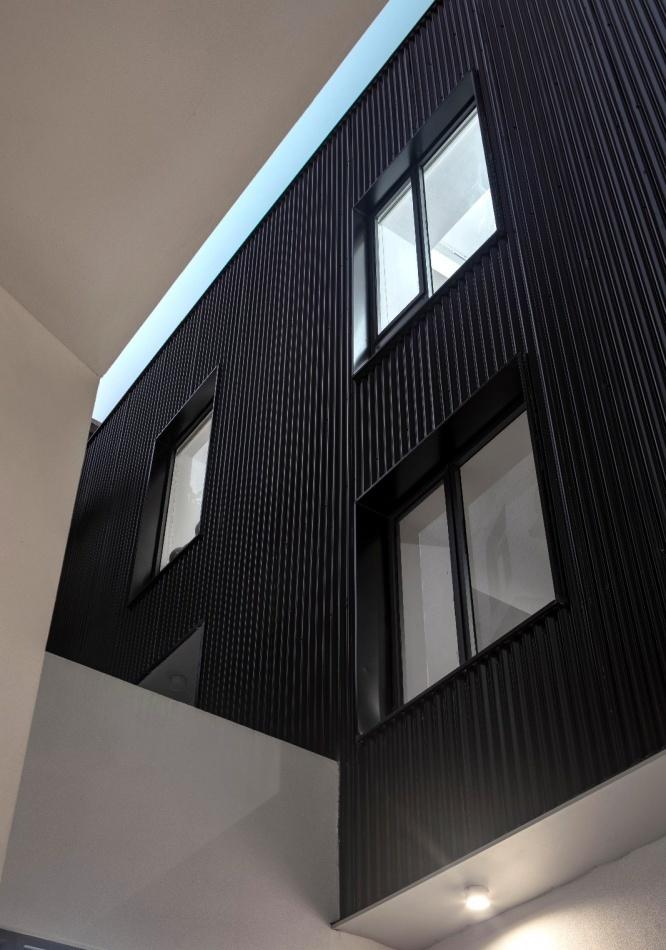 欧源空间设计-深圳丨办公建筑丨南山“黑”空间办公空间建筑外观设计-9