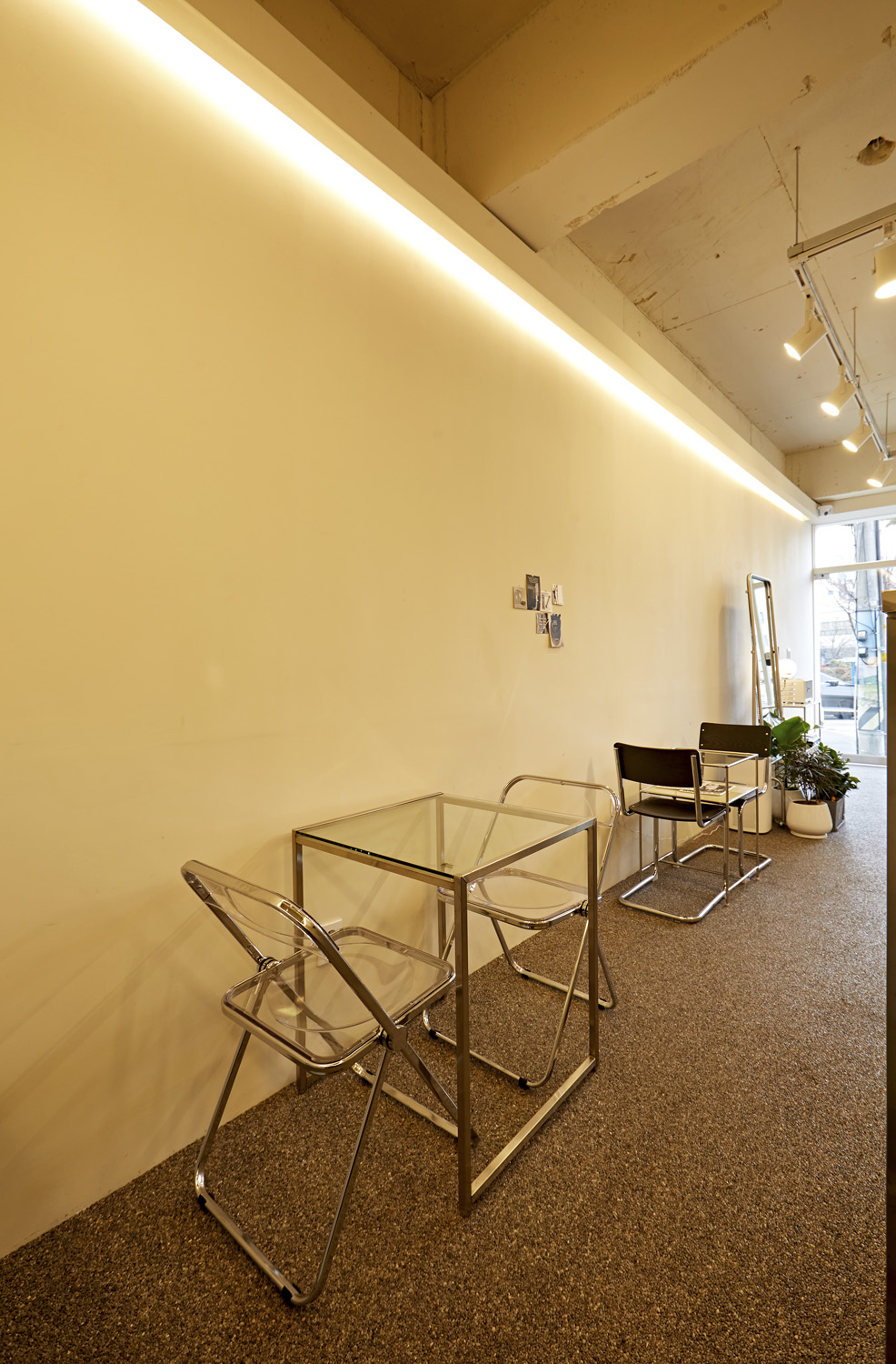 16 平米咖啡厅，极简设计惊艳亮相-15