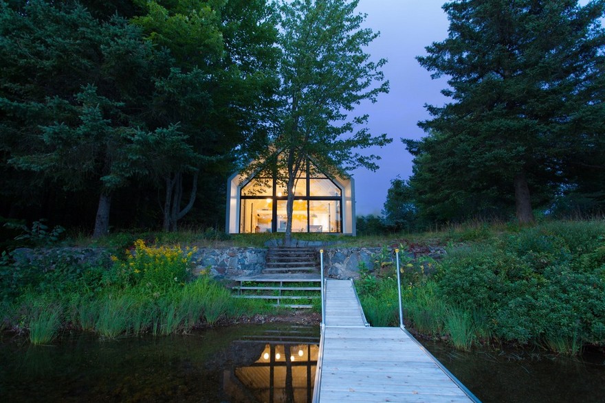YH2 Designed a Charming Family Cottage on the Shores of a Lake-33