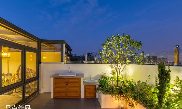 城市绿洲 | 屋顶花园的静谧之美-20