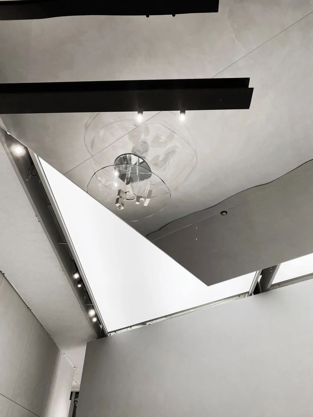 欧戈雅「梯·艺术 THEIART」空间丨中国武汉丨宛佩,初原加拓-44