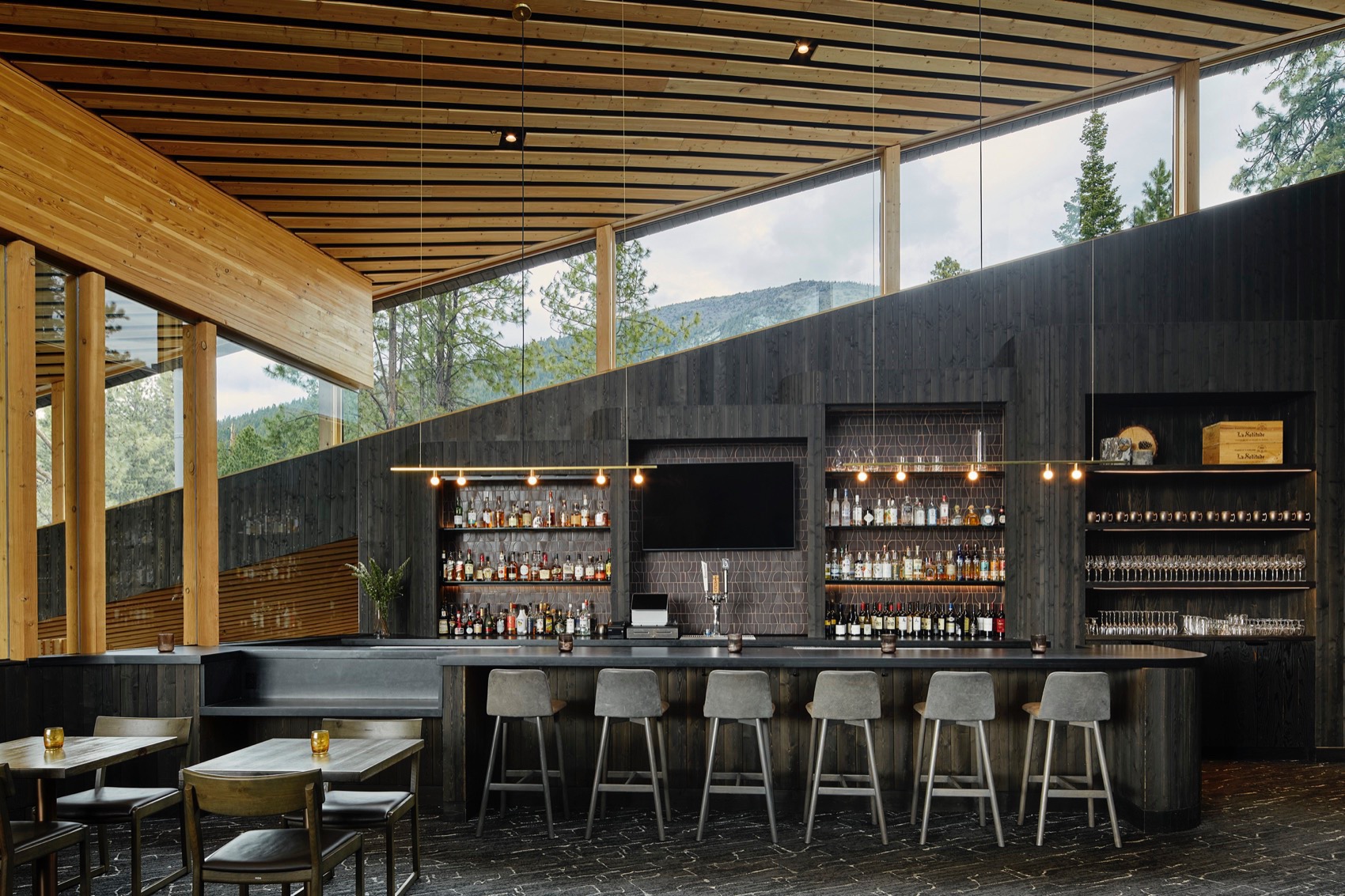 Black Butte牧场会所丨美国俄勒冈丨Hacker-42