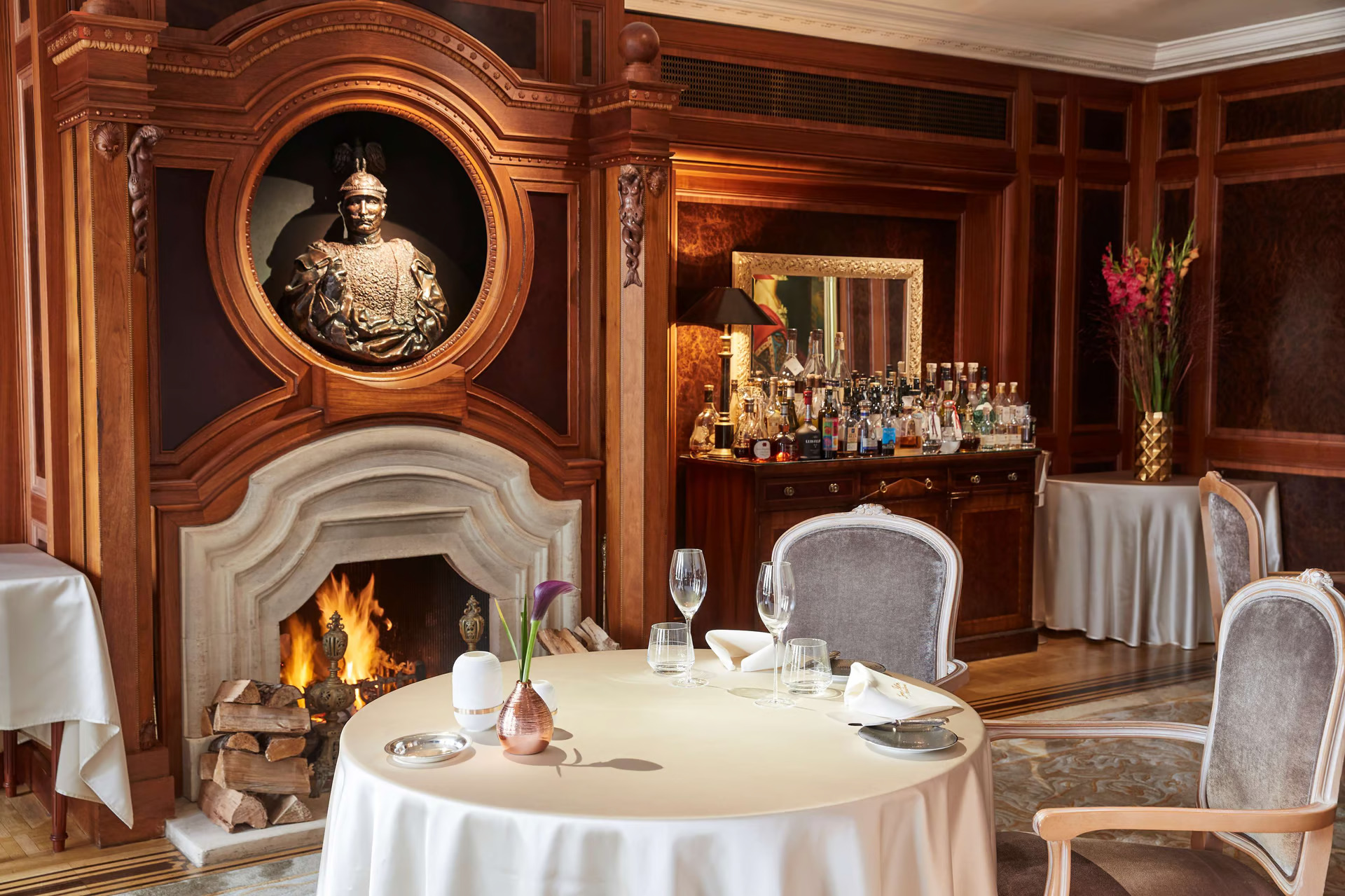 Restaurants Archives - Covet Edition-11