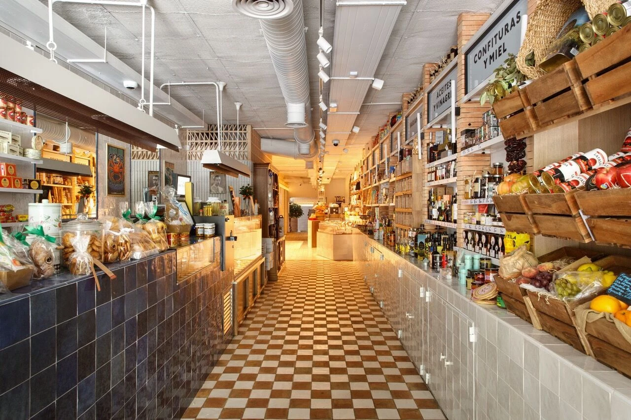 Ultramarinos Octavio 食品杂货店设计丨西班牙马德里丨Sierra de la Higuera Studio-21