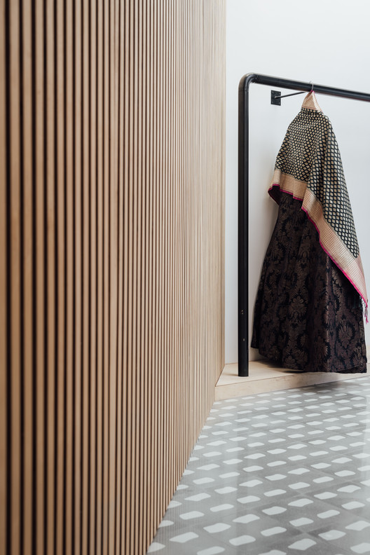 印度共享办公空间“曲线与斜线商店”-18