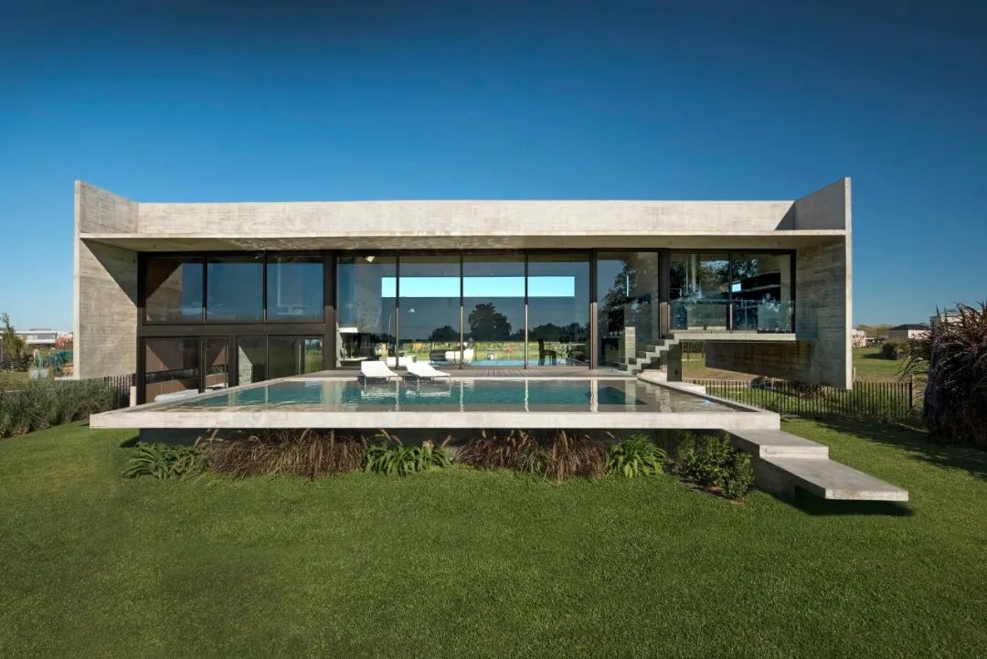 阿根廷自然纯粹清水混凝土住宅设计-16