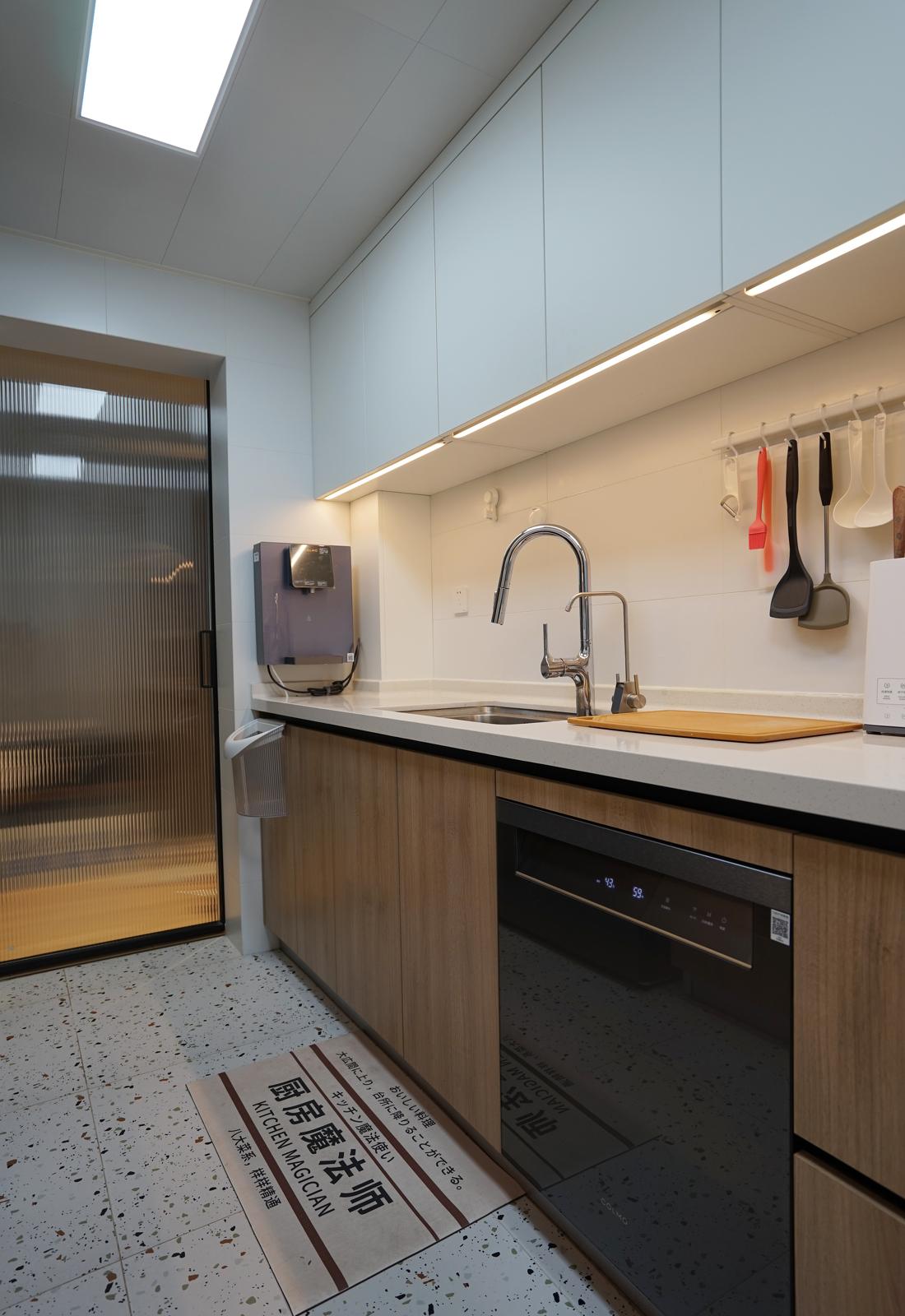 简约温馨三居-23