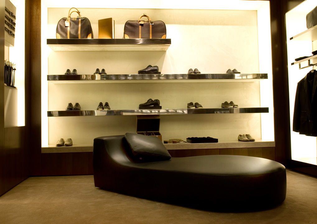 CORNELIANI BOUTIQUE1 Minotti-6